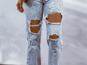 Noveaâ„¢ | Sky Blue Ripped Boyfriend Jeans